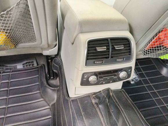 [佛山·粤E] 二手奥迪奥迪A6L2012款 30 FSI 豪华型