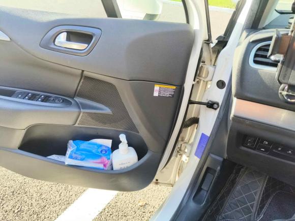 [上海·沪B] 二手雪铁龙雪铁龙C4L2016款 1.6T 自动精英型