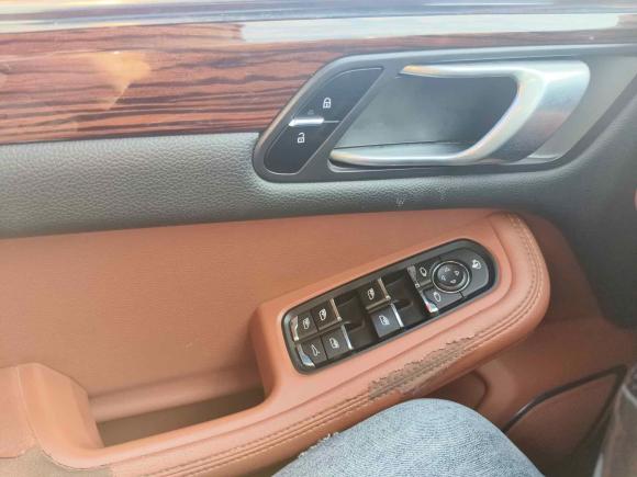 [上海·渝A] 二手众泰众泰SR92017款 2.0T 自动极致之梦版