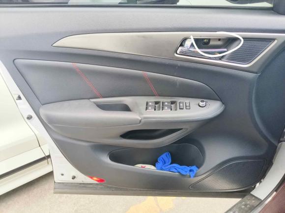 [广州·粤A] 二手长安长安CS752016款 1.8T 自动尊贵型 国V