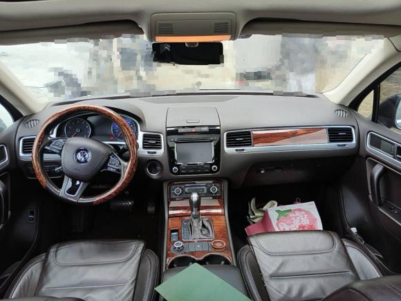 [芜湖·皖B] 二手大众途锐2011款 3.0TSI 标配型