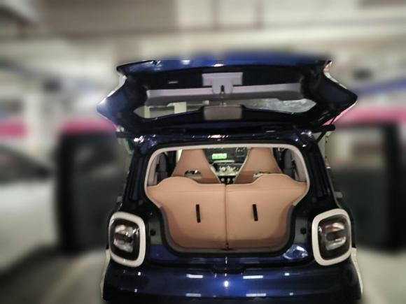 [佛山·粤A] 二手奔腾奔腾小马2025款 222km 闪电马