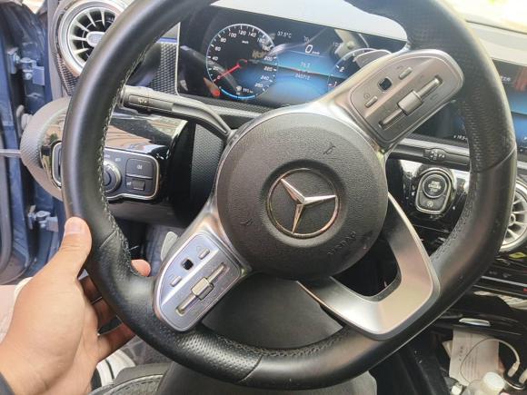 [上海·沪G] 二手奔驰奔驰A级2019款 改款 A 200 L 运动轿车