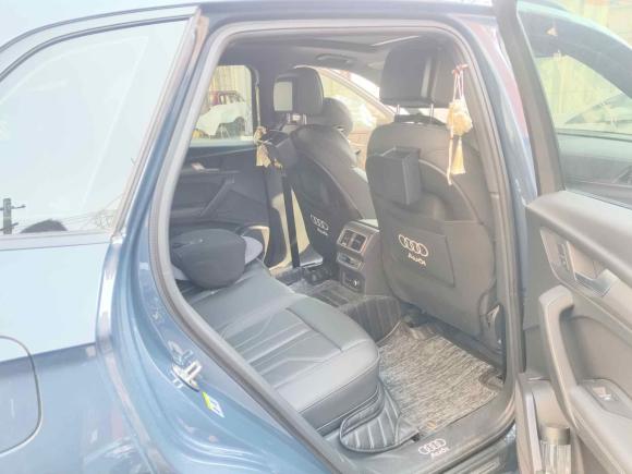 [上海·沪F] 二手奥迪奥迪Q5L2023款 40T 豪华动感型