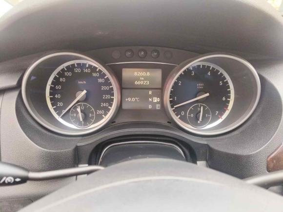 [上海·沪K] 二手奔驰奔驰R级2010款 R 350 L 4MATIC