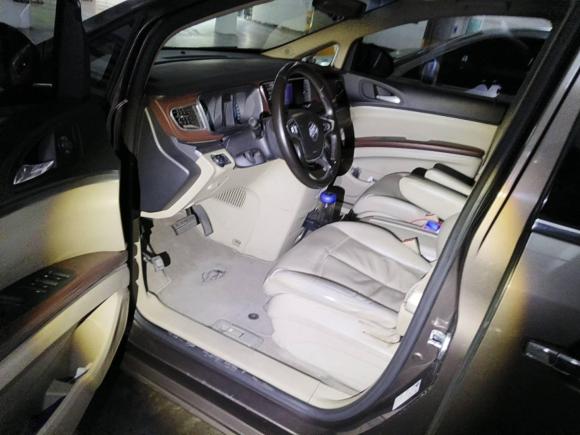 [杭州·浙A] 二手别克别克GL82014款 3.0L GT豪华商务豪雅版