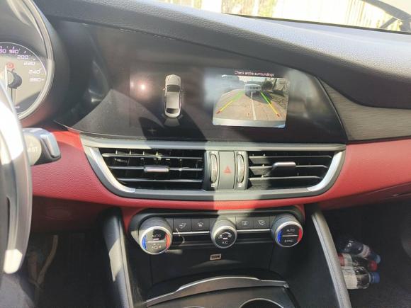 [上海·沪A] 二手阿尔法·罗密欧Giulia朱丽叶2017款 2.0T 200HP 豪华版