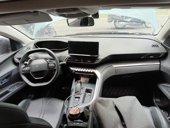 [成都·川Q] 二手标致标致50082021款 400THP 5座实力版