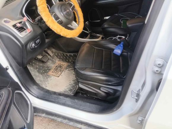 [青岛·鲁B] 二手Jeep指南者2017款 200T 自动家享版