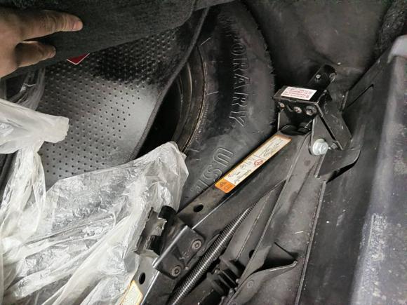 [成都·川R] 二手Jeep指南者(进口)2012款 2.4L 四驱运动版