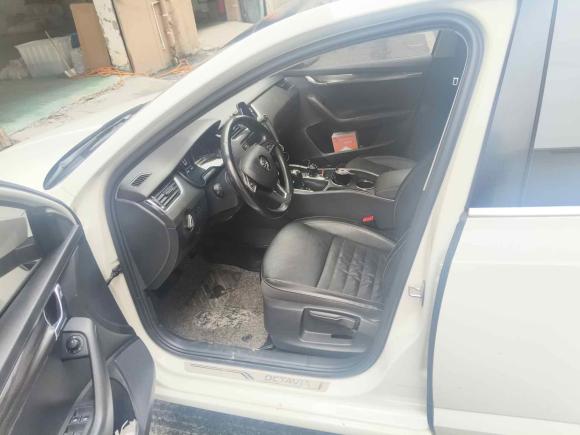 [湖州·沪C] 二手斯柯达明锐2017款 TSI280 DSG智行版