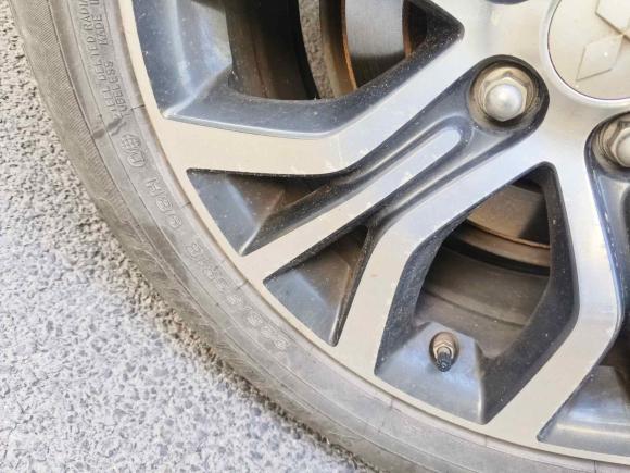 [青岛·鲁B] 二手三菱欧蓝德2018款 2.0L 两驱荣耀版 5座