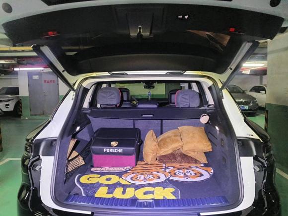 [上海·沪A] 二手保时捷Cayenne2024款 Cayenne 3.0T