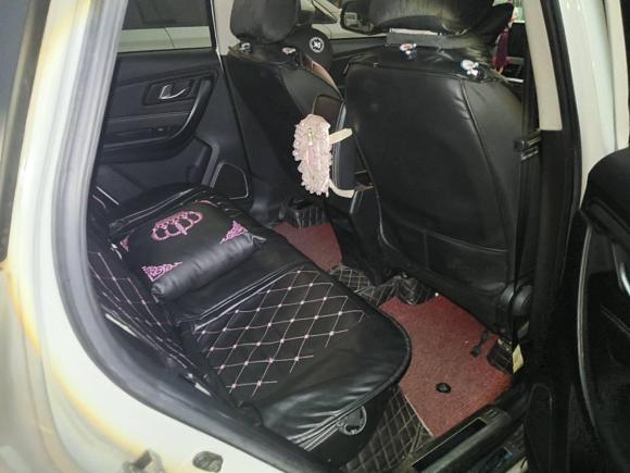 [苏州·苏E] 二手奔腾奔腾X402017款 1.6L 自动豪华型