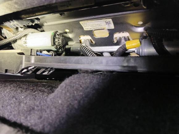 [上海·沪A] 二手特斯拉Model 32021款 标准续航后驱升级版