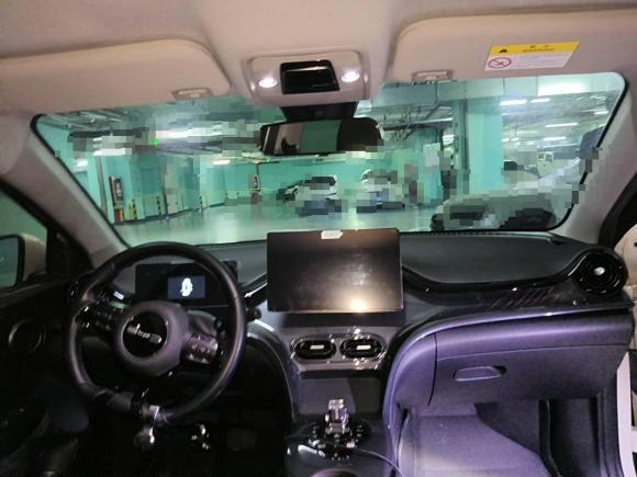 [深圳·粤B] 二手比亚迪比亚迪e22023款 豪华型