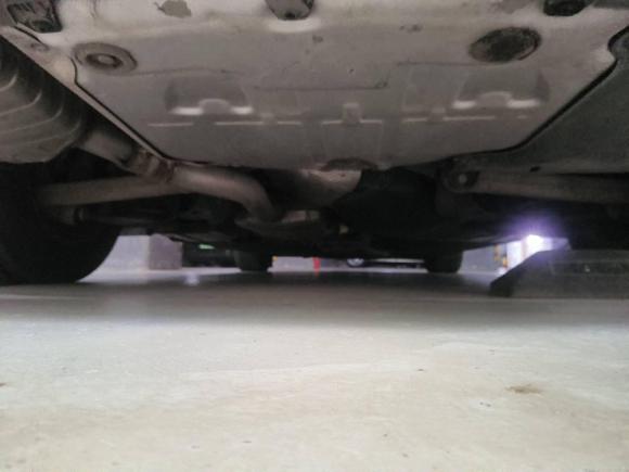 [武汉·鄂A] 二手奥迪奥迪A4L2013款 35 TFSI 自动标准型