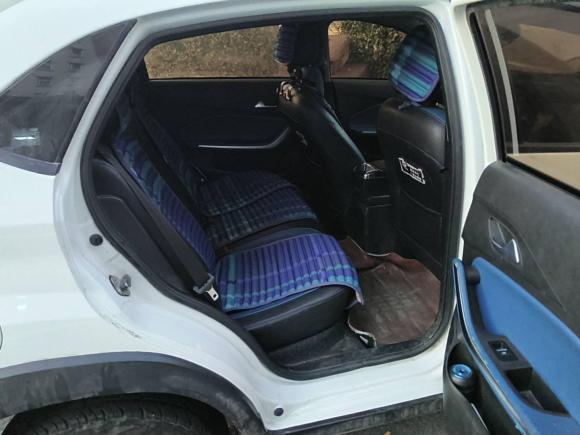 [青岛·鲁B] 二手奇瑞瑞虎3xe2018款 400 畅行版