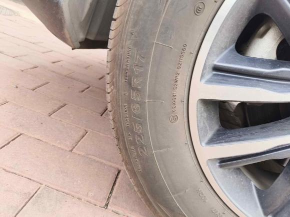 [济南·鲁A] 二手吉利汽车远景X62018款 1.4T CVT 4G互联旗舰型