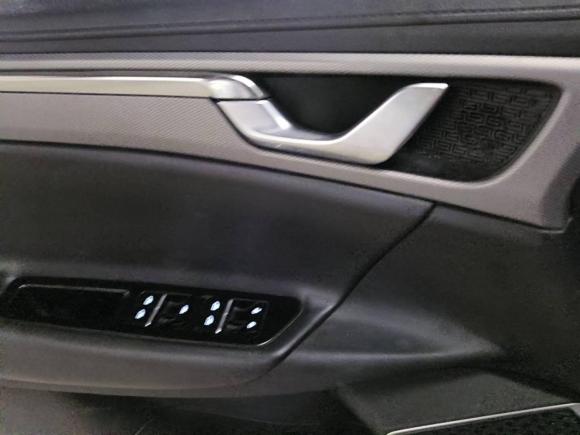 [上海·沪B] 二手吉利汽车帝豪GL2018款 1.4T DCT精英智联型