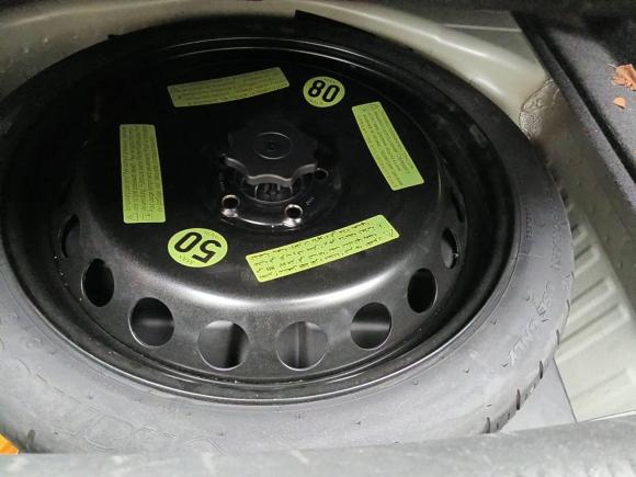 [上海·沪C] 二手奥迪奥迪A4L2011款 2.0 TFSI 舒适型