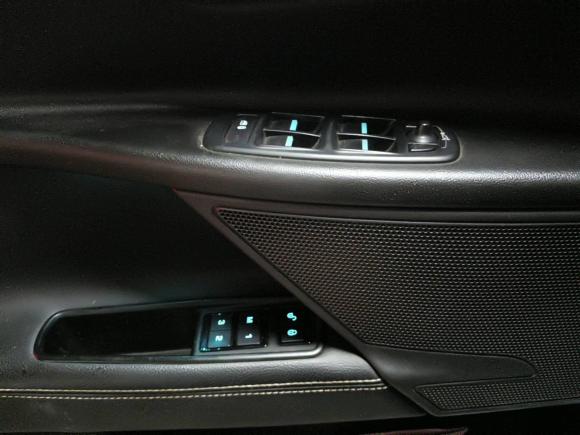 [武汉·鄂A] 二手捷豹捷豹XE2015款 2.0T 200PS R-Sport