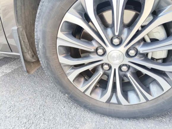 [佛山·粤A] 二手别克别克GL82022款 陆上公务舱 652T 舒适型