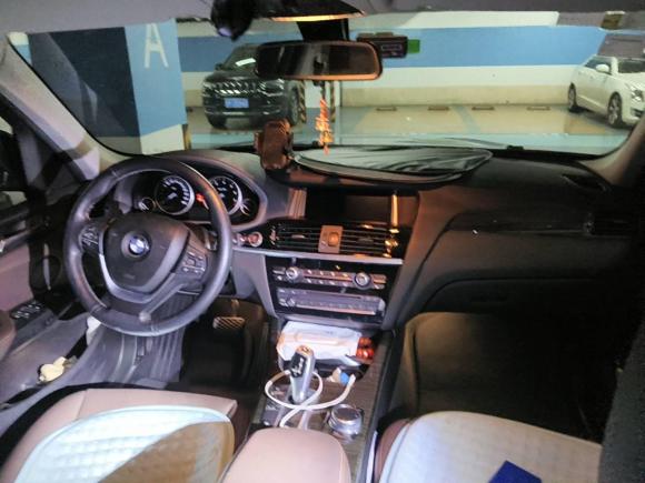 [上海·沪L] 二手宝马宝马X32014款 xDrive28i X设计套装