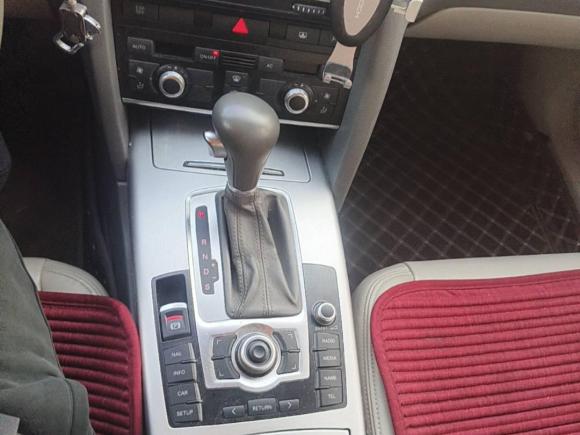 [青岛·鲁B] 二手奥迪奥迪A6L2010款 2.0 TFSI 自动标准型
