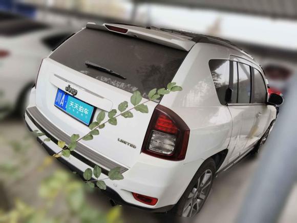 [成都·川A] 二手Jeep指南者2014款 2.0L 两驱豪华版