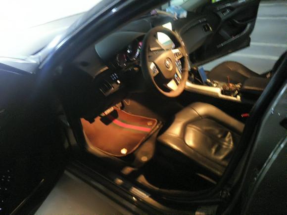 [上海·鲁D] 二手凯迪拉克凯迪拉克CTS2010款 3.6旗舰高性能版