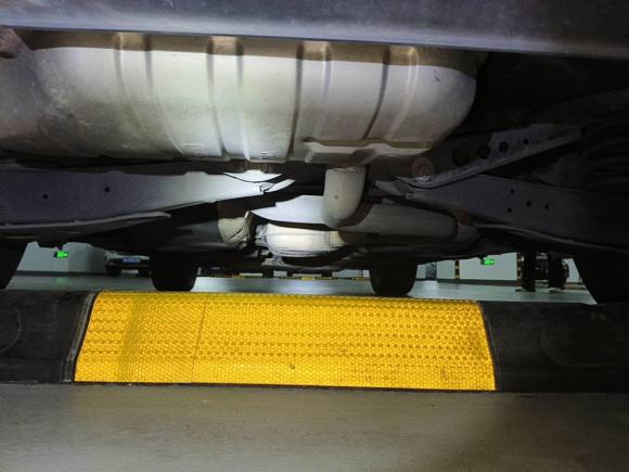 [深圳·粤L] 二手奥迪奥迪Q32016款 30 TFSI 时尚型