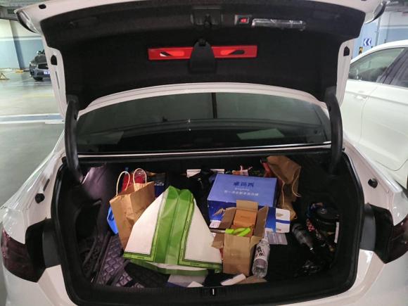 [杭州·浙A] 二手奥迪奥迪A4L2018款 30周年年型 40 TFSI 时尚型