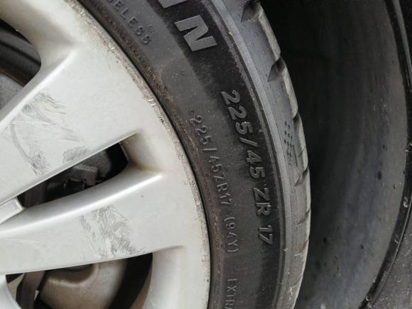 [上海·沪B] 二手奔驰奔驰C级2010款 C 200 CGI 时尚型