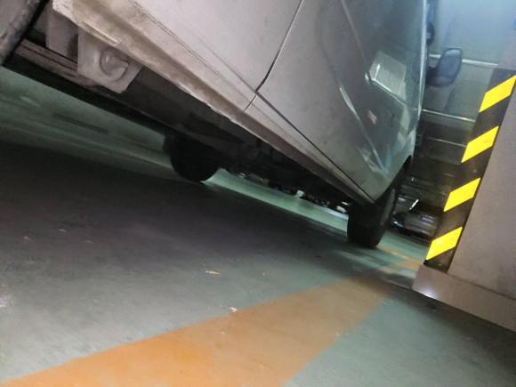 [济南·鲁A] 二手福特全顺2020款 2.0T柴油多功能商用车中轴低顶双开尾门国V