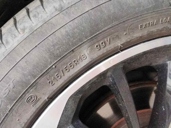 [成都·川A] 二手广汽传祺传祺GS42018款 235T 自动两驱豪华智联百万纪念版