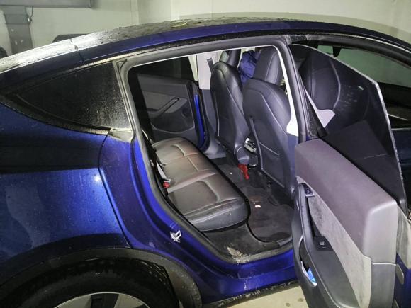 [上海·沪A] 二手特斯拉Model Y2021款 长续航全轮驱动版