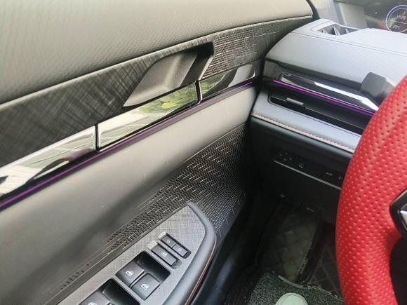 [合肥·皖K] 二手长安长安UNI-V2022款 1.5T 尊贵型