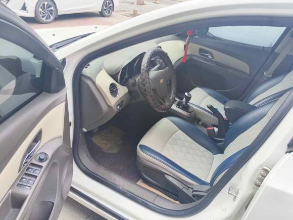 [西安·陕A] 二手雪佛兰科鲁兹2015款 1.5L 经典 SL MT