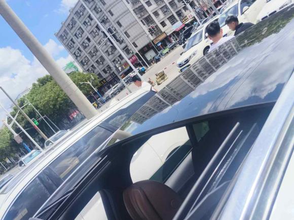 [上海·苏U] 二手奔驰奔驰GLC2017款 GLC 300 4MATIC 豪华型