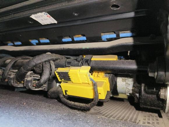 [深圳·粤B] 二手宝马宝马3系2011款 320i敞篷轿跑版