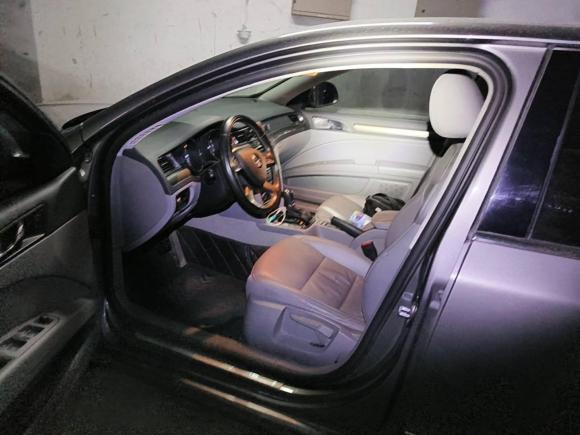 [上海·沪B] 二手斯柯达速派2013款 1.4TSI DSG名仕版