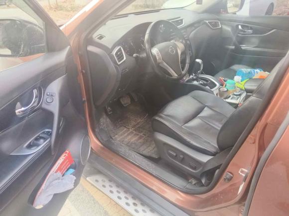 [济南·鲁A] 二手日产奇骏2014款 2.5L CVT领先版 4WD