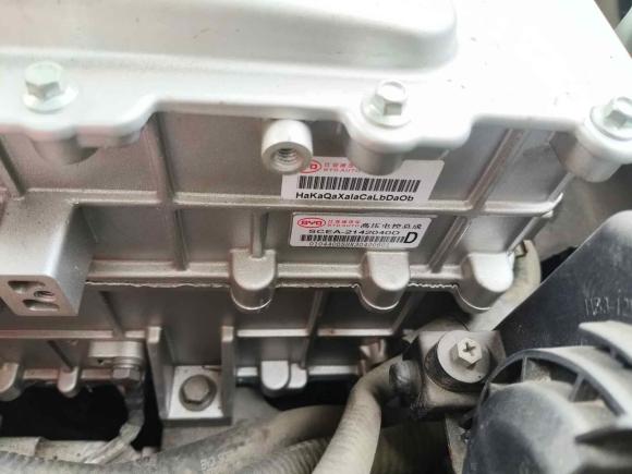 [上海·沪A] 二手比亚迪元新能源2018款 EV360 智联创酷型