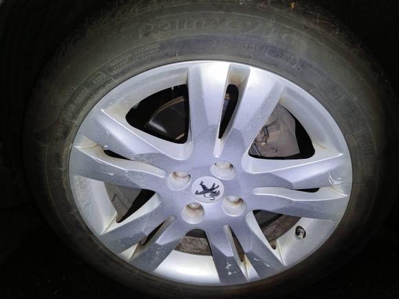 [广州·粤A] 二手标致标致30082013款 2.0L 自动潮流版