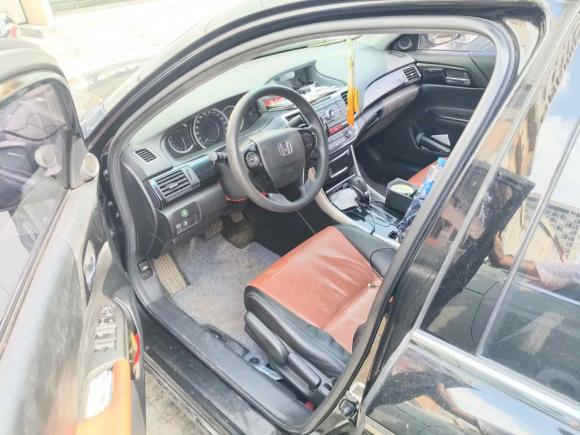 [南昌·赣A] 二手本田雅阁2016款 2.0L 舒适版