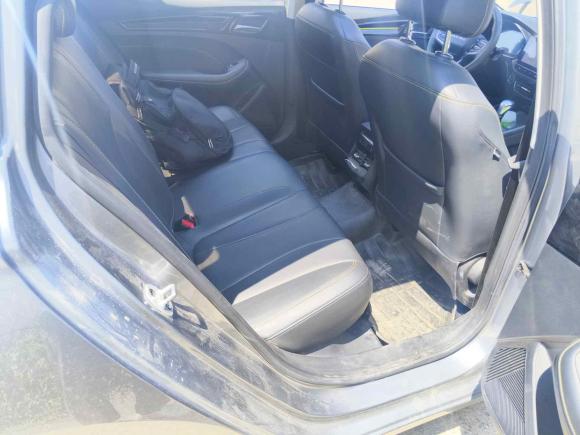 [南京·苏J] 二手荣威荣威i52021款 改款 1.5L CVT钻石版