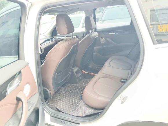 [上海·沪C] 二手宝马宝马X12022款 sDrive20Li 时尚型