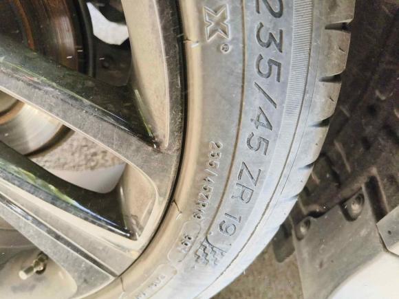 [嘉兴·浙F] 二手荣威荣威RX52020款 PLUS 300TGI 自动Ali国潮旗舰版