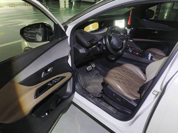 [杭州·浙A] 二手标致标致50082017款 380THP 7座豪华GT版